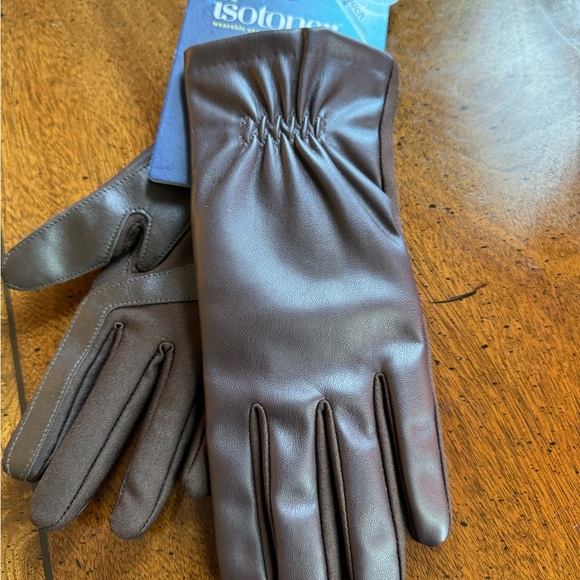 Isotoner women’s smart touch touchscreen gloves dark brown size L/XL, NWT - Picture 2 of 6